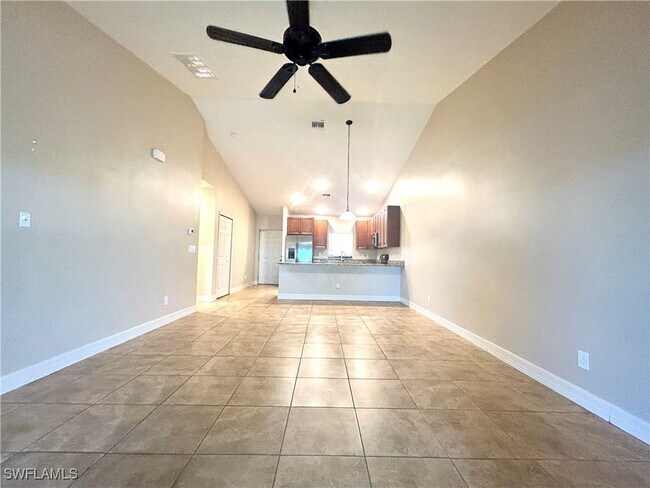 Foto del edificio - 4035 SW 8th Pl