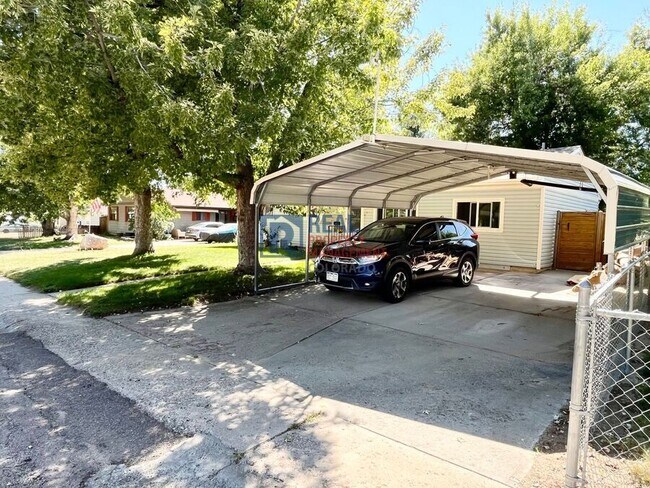 Foto del edificio - 344 Everett Dr