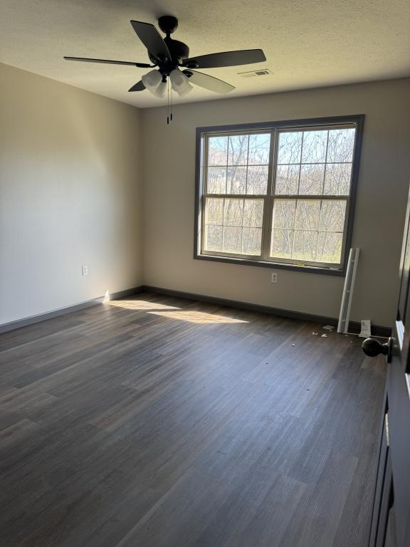 Building Photo - 1301 Deerlake Rd