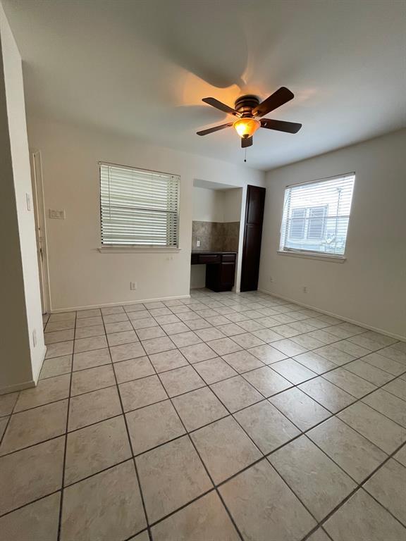 Building Photo - 4405 Avenue A