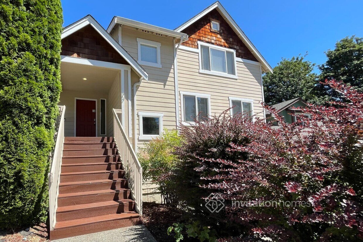 Primary Photo - 1809 82nd Ave NE