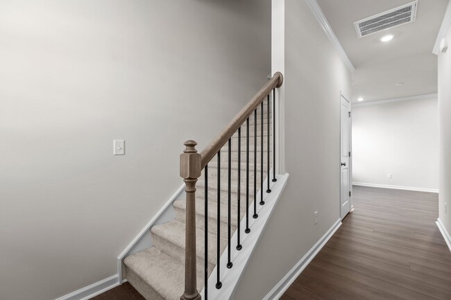 Building Photo - Gorgeous New Construction, 3 Bed, 2-Car Ga...