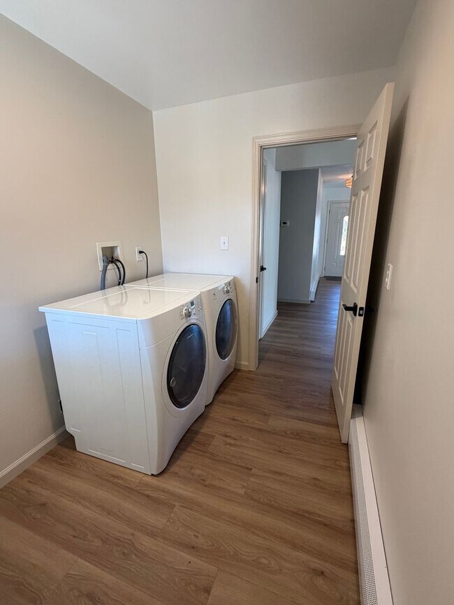 Foto del edificio - 509 Sonoma St