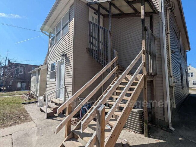 Foto del edificio - 1914 Kentucky Ave