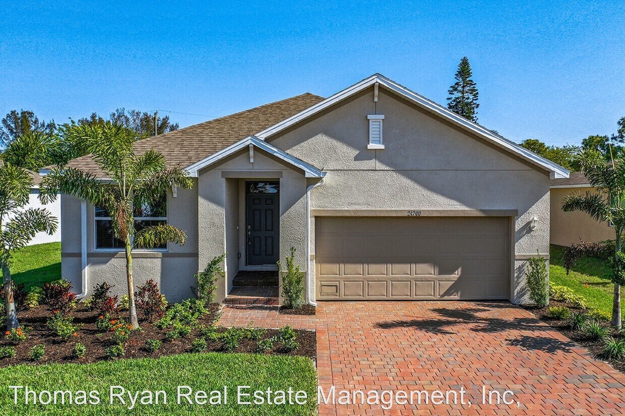 Foto principal - 24700 Rio Villa Lakes Cir