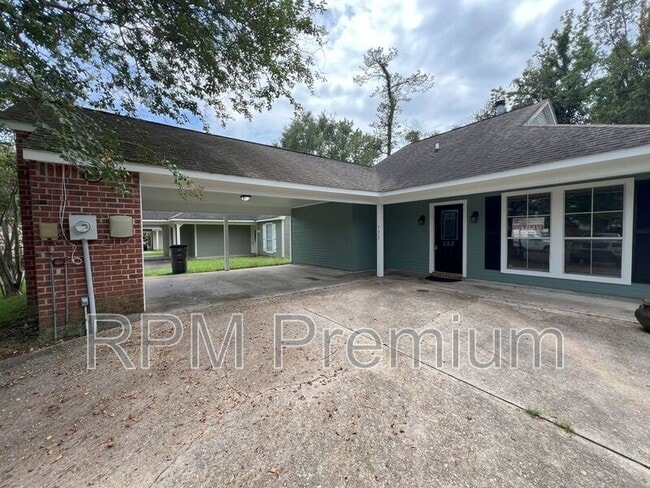 Building Photo - 522 Fawn Lake Dr
