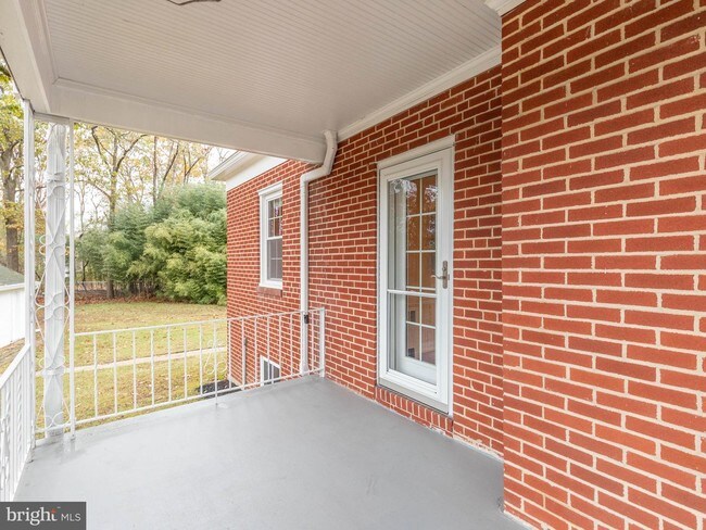 Building Photo - 8444 Alvin Rd