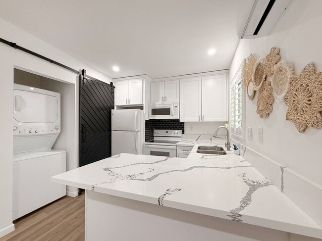 Foto del edificio - 39572 Armfield Ave