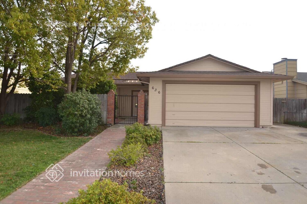 Foto principal - 636 Tailwind Dr