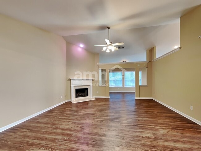 Building Photo - 859 Castlebottom Dr