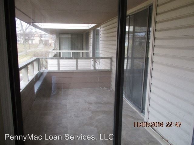 Foto del edificio - 1065 N Sterling Ave