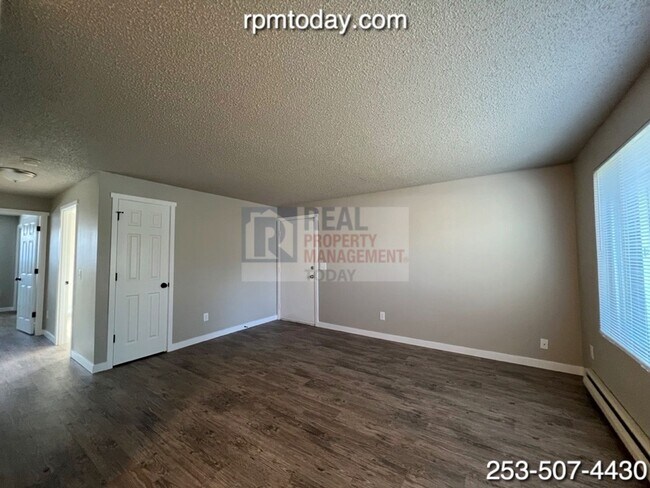 Foto del edificio - Cozy 2 Bedroom Duplex with Carport!