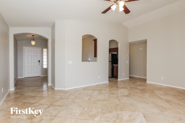 Foto del edificio - 1491 S 171st Ln