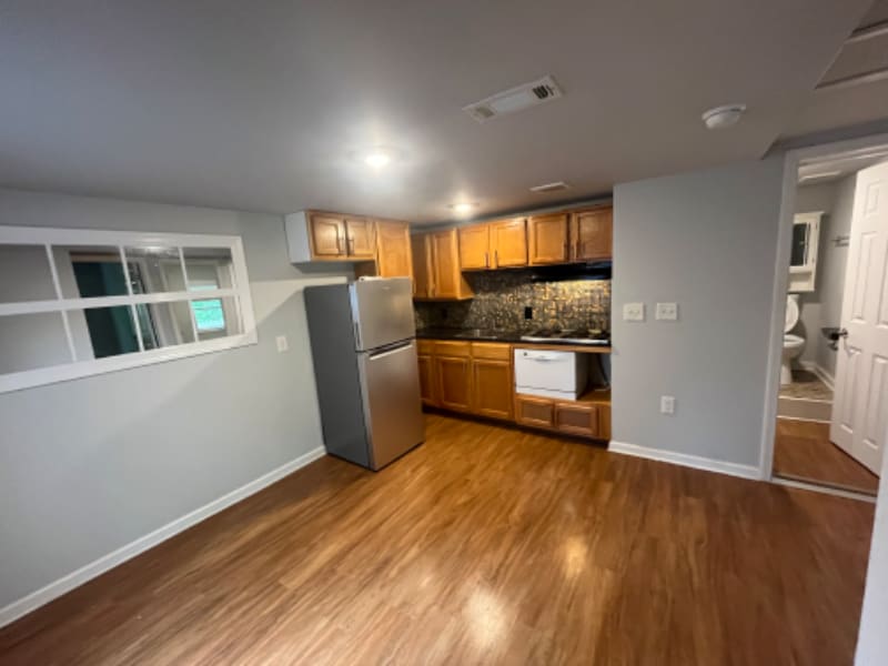 121 Westwood Dr, Dallas, GA 30132 Room for Rent in Dallas, GA