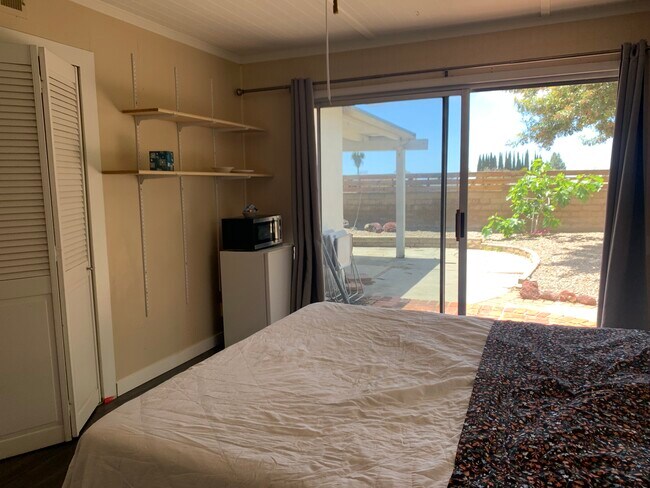 Foto del edificio - 23465 Via Ronda