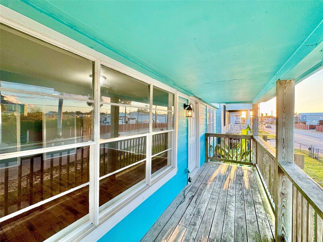 Foto del edificio - 6203 Heards Ln