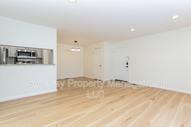 Foto del edificio - 1005 Woodhollow Dr