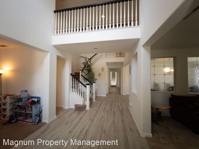 Building Photo - 4 br, 3.5 bath House - 32650 Sussex Stakes St