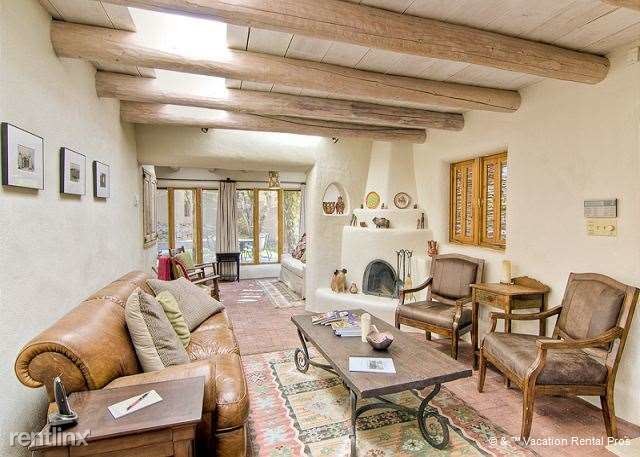 Foto principal - 924 Canyon Rd