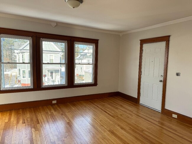 Building Photo - 868 Broadway