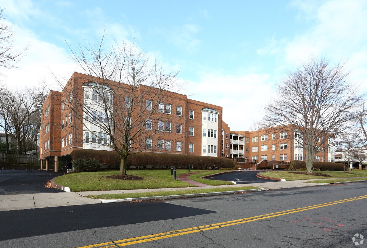 Copper Beech Apartments in West Hartford, CT