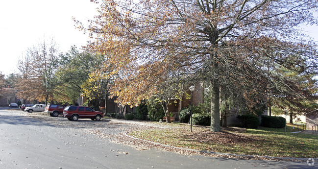 Foto del edificio - Belle Meade Apartments