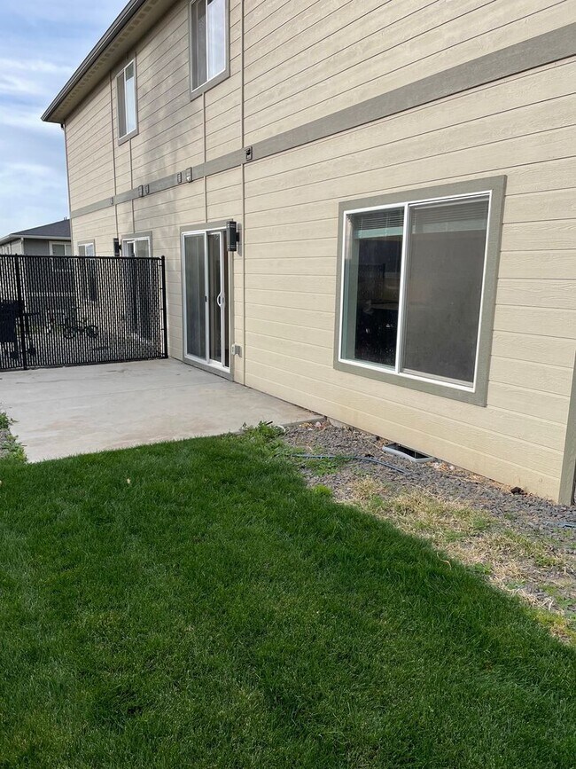 Building Photo - Stealth Investments, LLC.