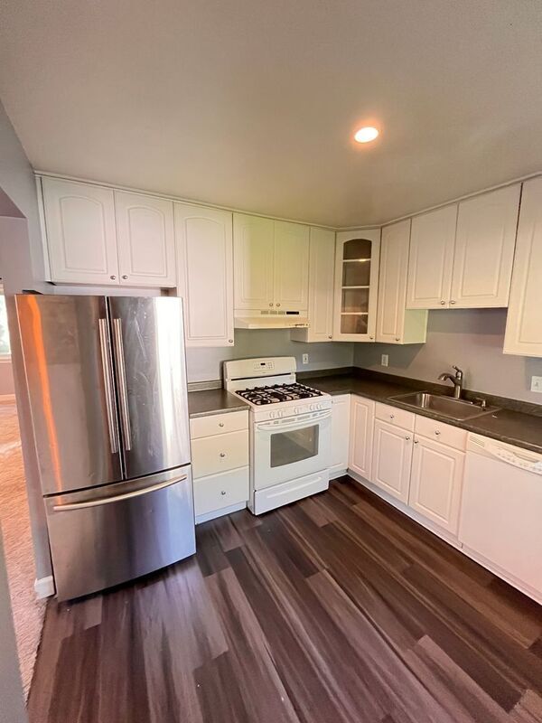 Foto del edificio - 25107 Rosenbusch Blvd