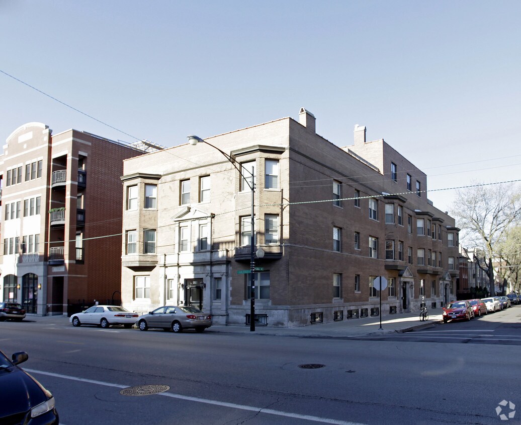 Foto del edificio - 807 W Lill Ave