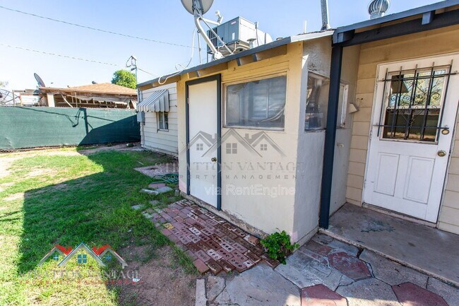 Foto del edificio - 1324 W Clarendon Ave