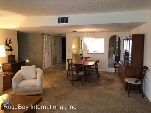 Foto del edificio - 731 Oakview Dr