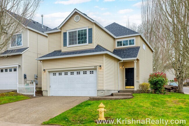 Foto del edificio - 6408 NW Starflower Dr