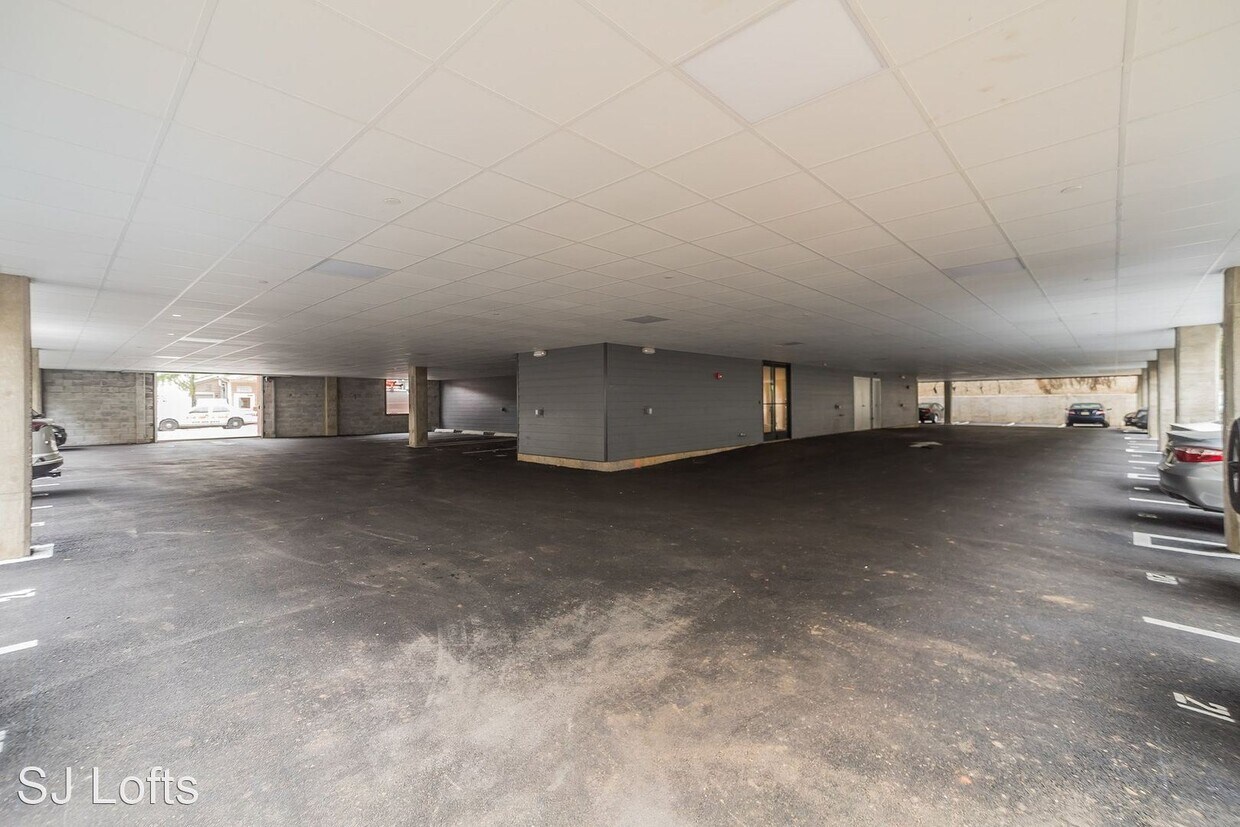 Foto principal - 1617 Poplar St