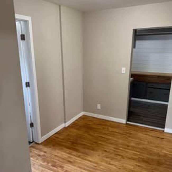 Foto del edificio - 2 Bedroom House for Rent