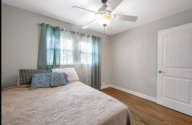 Foto del edificio - 3520 E Skinner St