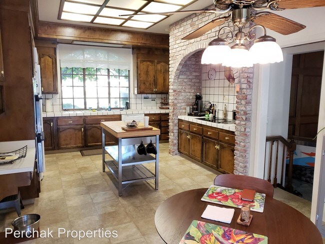 Building Photo - 4 br, 2.5 bath House - 3248 Stone Valley Road