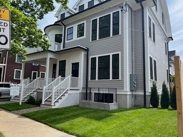 Primary Photo - 77 Thorndike St