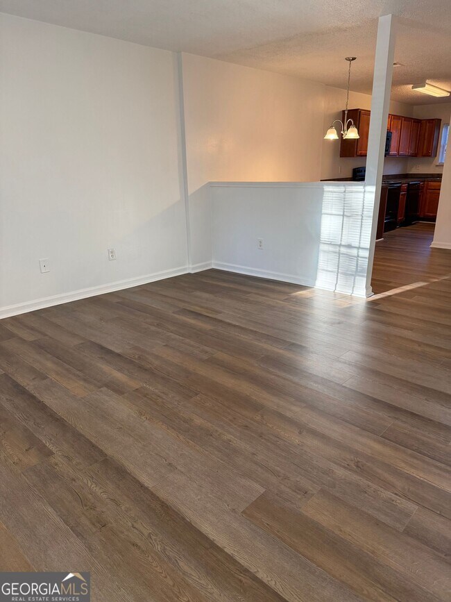 Foto del edificio - 132 Saine Dr SW