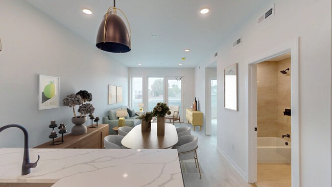 Building Photo - 24 Mt Pleasant St