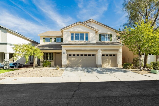 Foto del edificio - Heart of Summerlin Remodeled Home