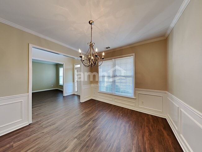 Foto del edificio - 916 Swallowtail View