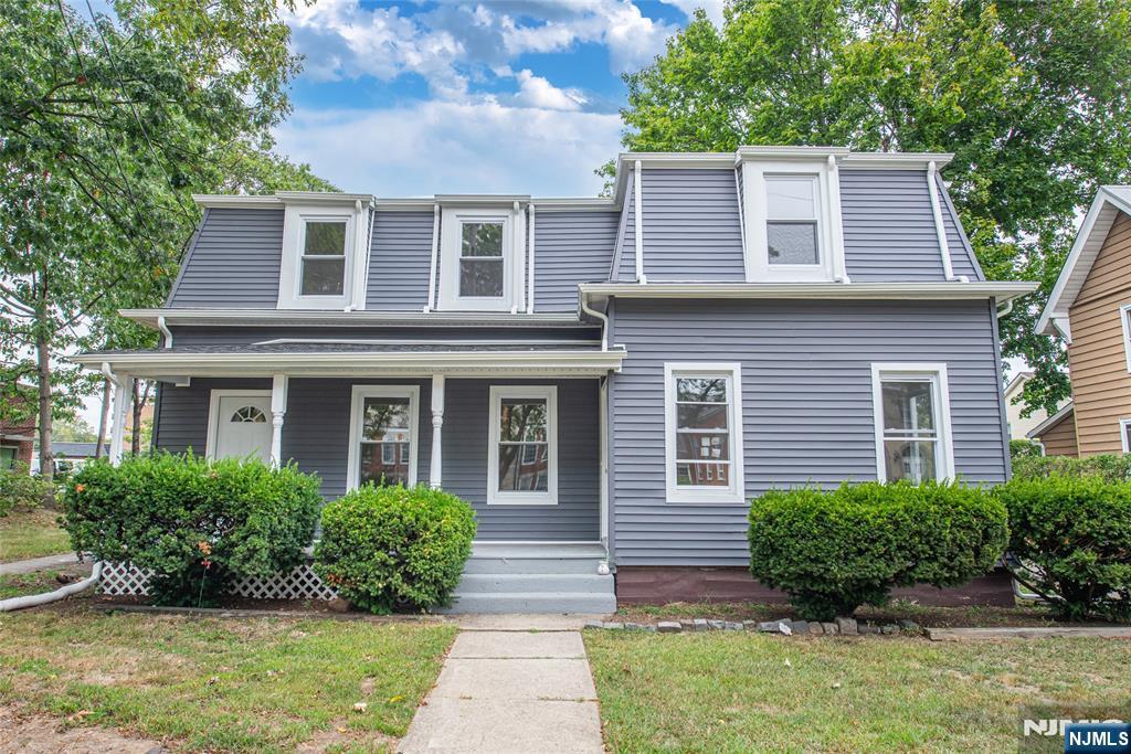 Foto principal - 55 Lakeside Ave