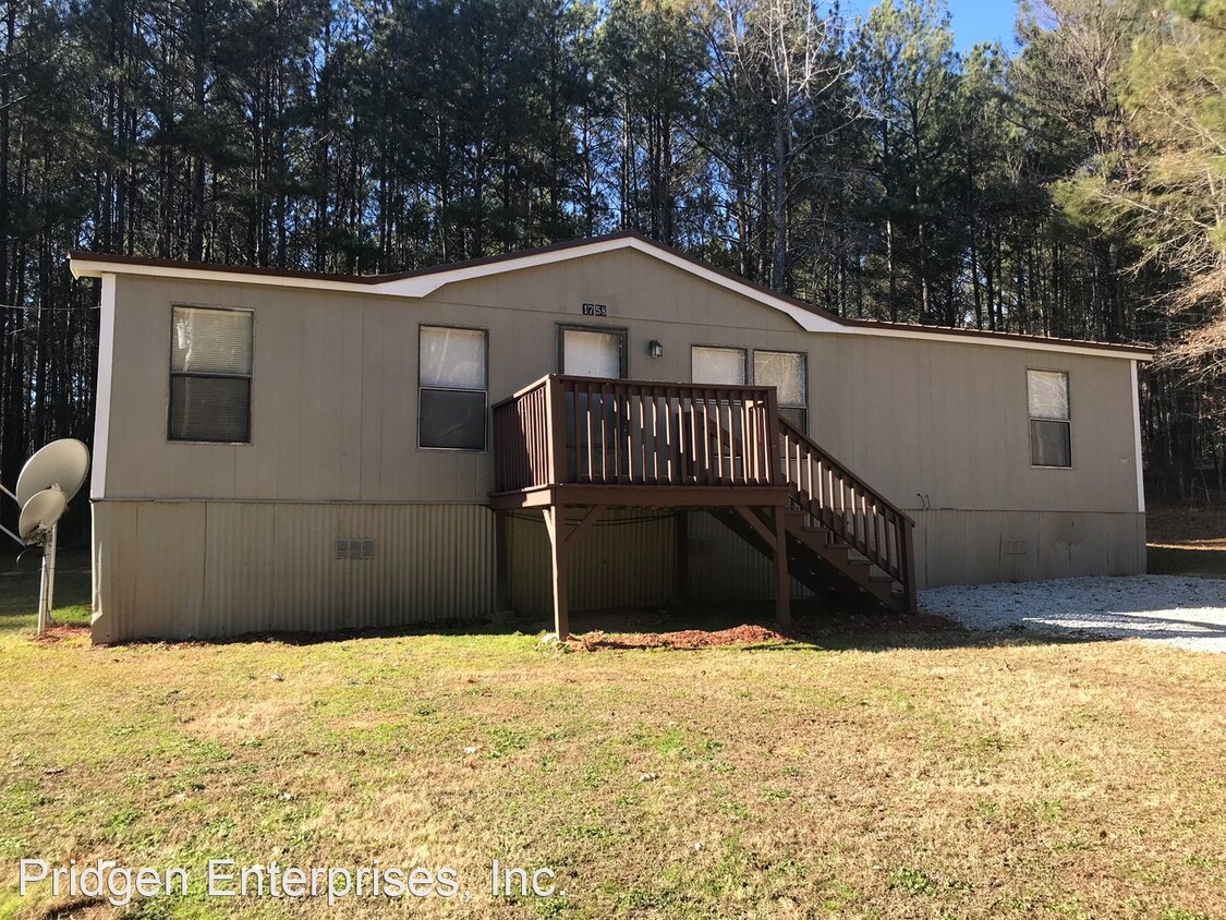 Foto principal - 1758 Pine Valley Farm Rd
