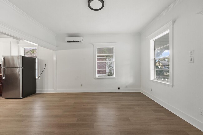 Foto del edificio - 4029 Lucille St