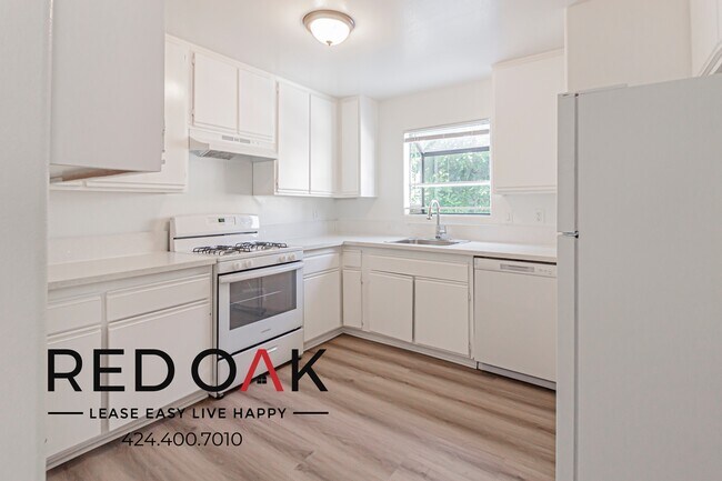 Foto del edificio - 1250 W Gardena Blvd