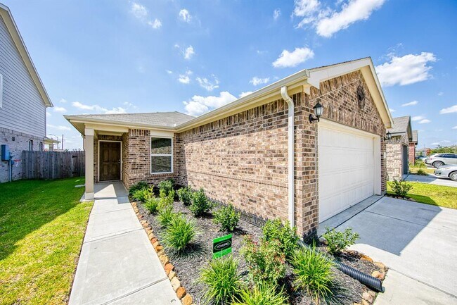 Building Photo - 12558 Jasmine Park Ln