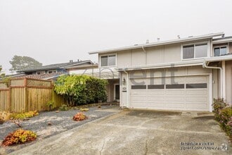 Building Photo - 3717 Erris Ct