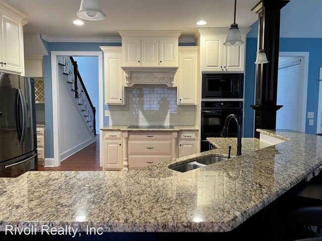 Building Photo - 4 br, 4.5 bath House - 509 Litchfield Dr