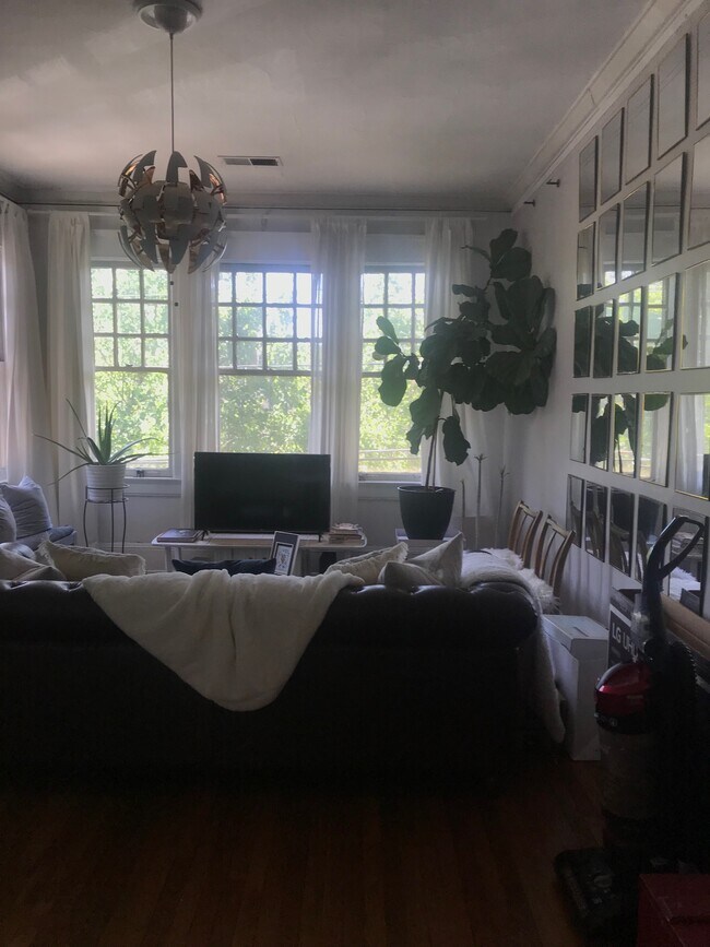 Foto del edificio - 164 4th St NE