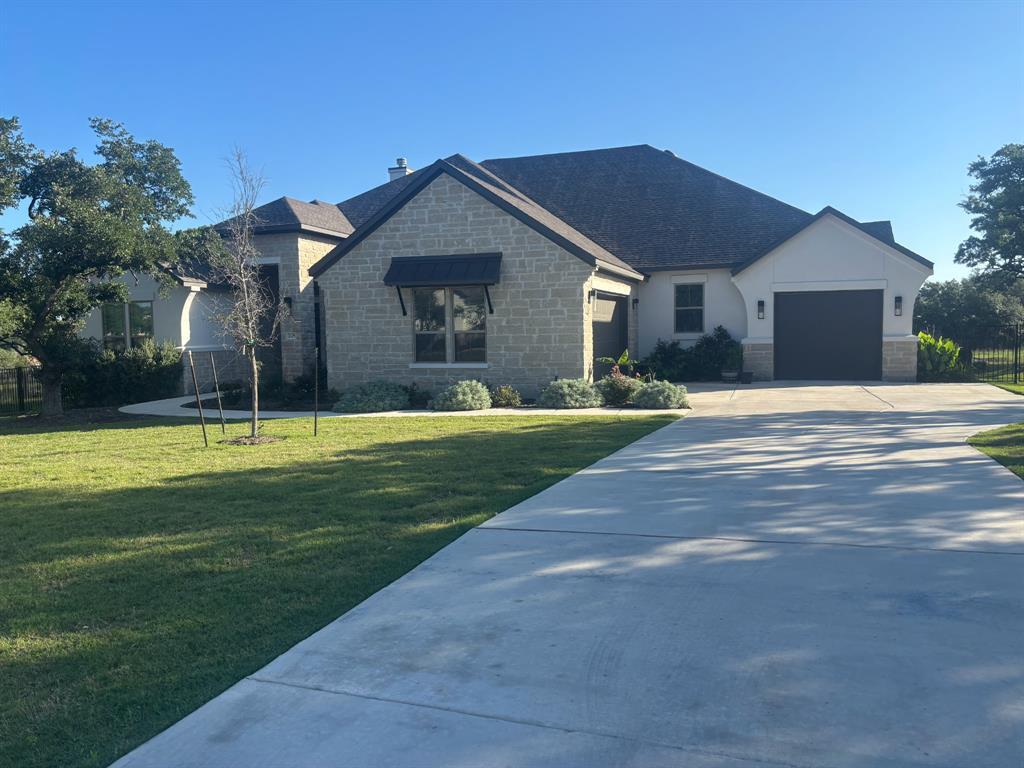 Foto principal - 205 Spence Ln